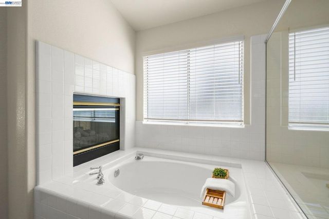 2826 Montair Way, Union City, CA 94587