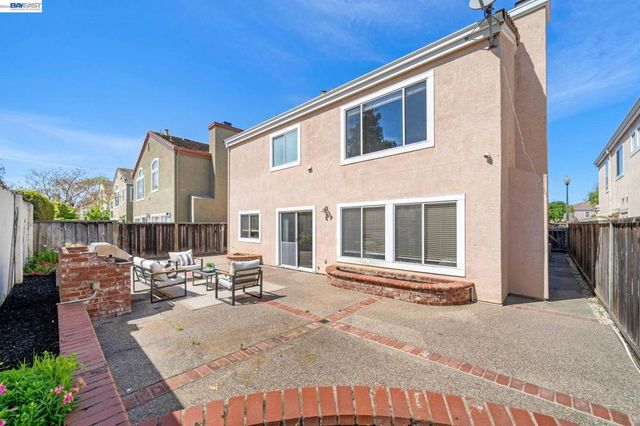 2826 Montair Way, Union City, CA 94587