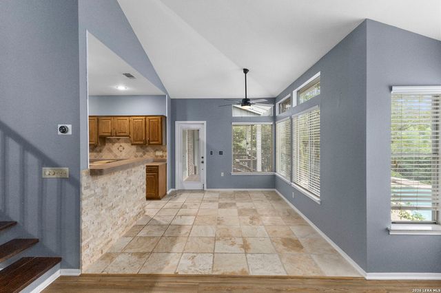 8726 Iliad, Universal City, TX 78148