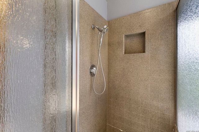 8726 Iliad, Universal City, TX 78148