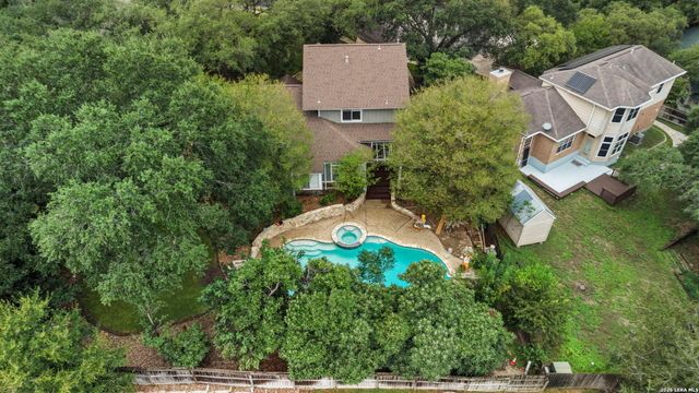 8726 Iliad, Universal City, TX 78148