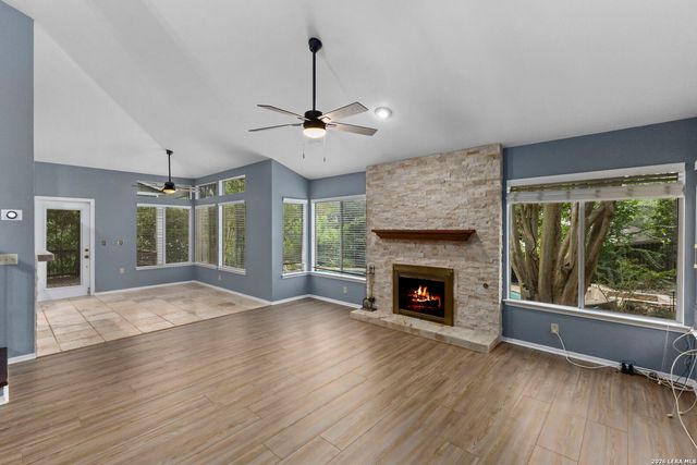 8726 Iliad, Universal City, TX 78148
