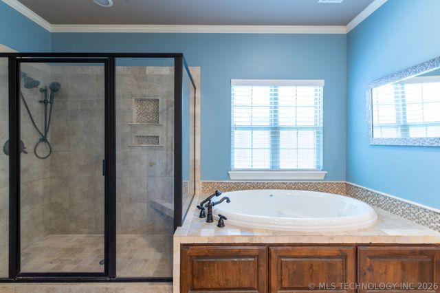 3813 W Broadway Street, Broken Arrow, OK 74012
