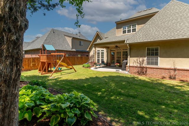 3813 W Broadway Street, Broken Arrow, OK 74012