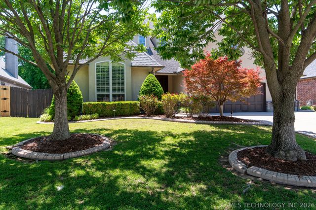 3813 W Broadway Street, Broken Arrow, OK 74012
