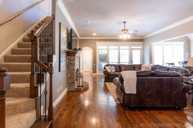 3813 W Broadway Street, Broken Arrow, OK 74012