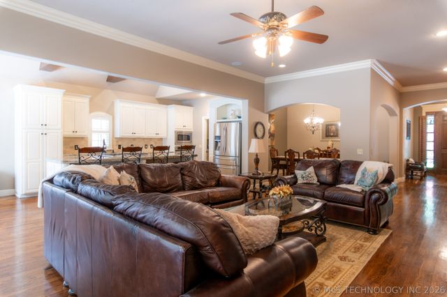 3813 W Broadway Street, Broken Arrow, OK 74012