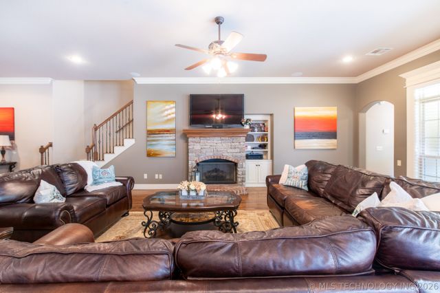3813 W Broadway Street, Broken Arrow, OK 74012