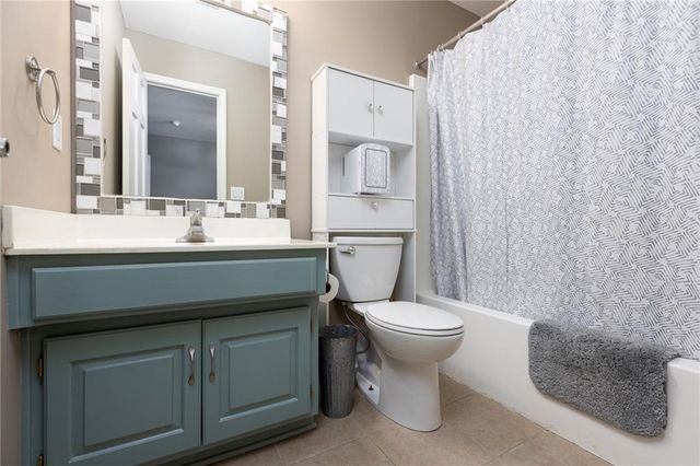 307 W 11th Terrace, Kearney, MO 64060