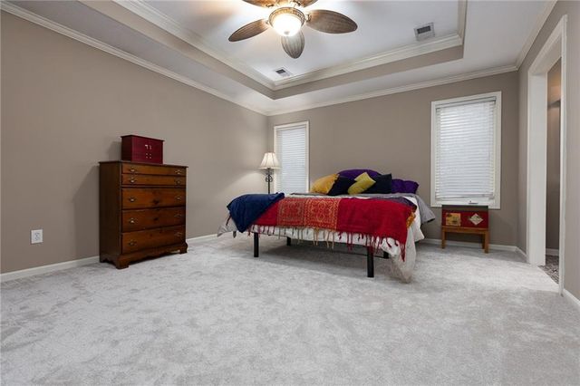 307 W 11th Terrace, Kearney, MO 64060