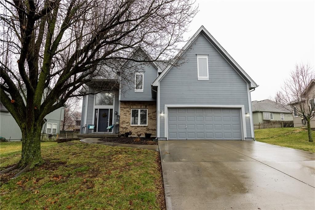 307 W 11th Terrace, Kearney, MO 64060