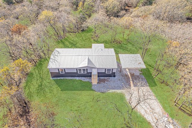 300 Huddleston Road, Sunset, TX 76270