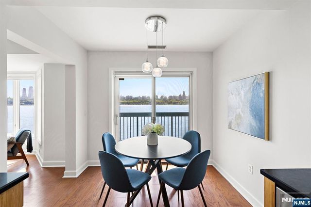 202 Adams Court, Edgewater, NJ 07020