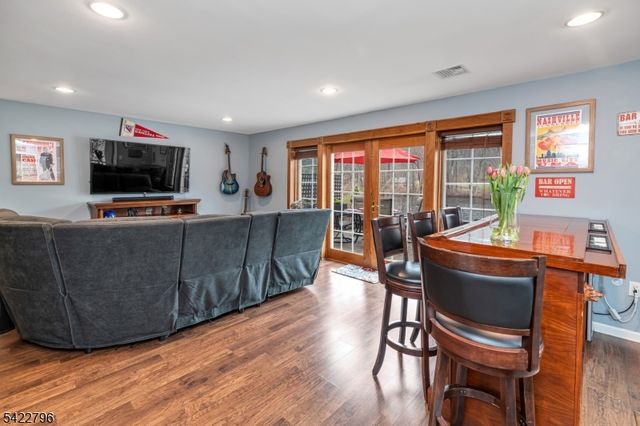 24 Broadway, West Milford Twp., NJ 07480