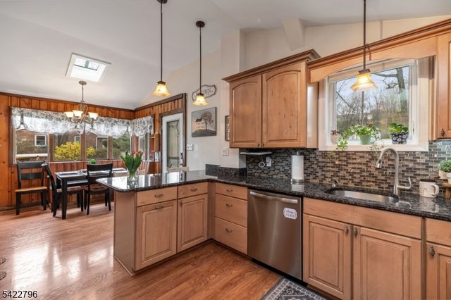 24 Broadway, West Milford Twp., NJ 07480