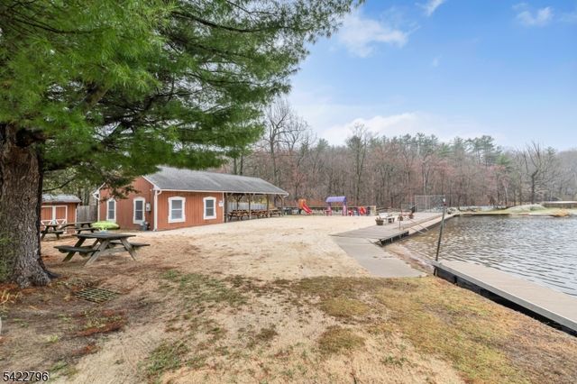 24 Broadway, West Milford Twp., NJ 07480