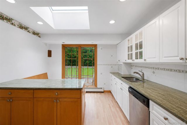 3 Larch Court, Suffern, NY 10901