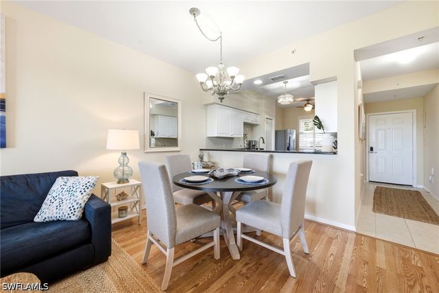 2720 Cypress Trace CIR 2915, Naples, FL 34119