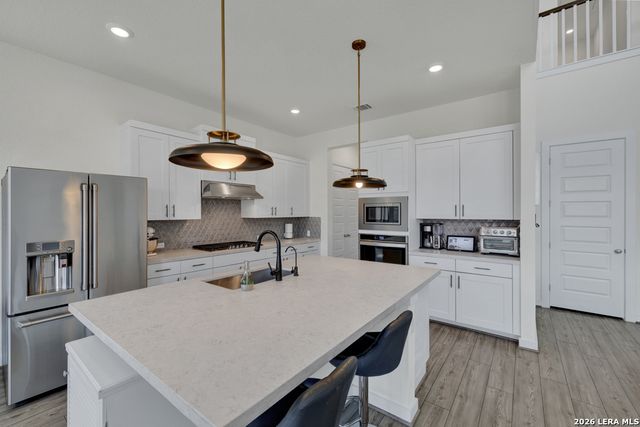 382 Nightshade Trl, New Braunfels, TX 78132