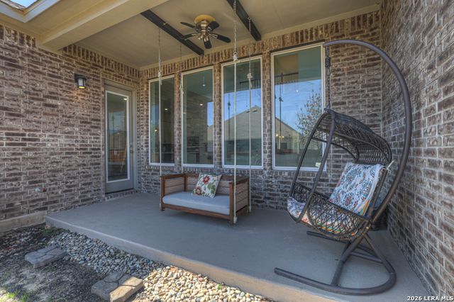 382 Nightshade Trl, New Braunfels, TX 78132