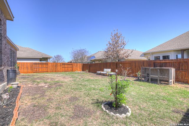 382 Nightshade Trl, New Braunfels, TX 78132