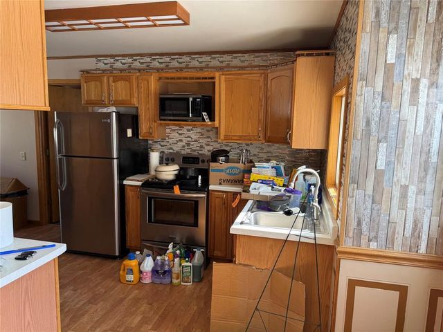 31 Church Street, Taylor, WI 54659