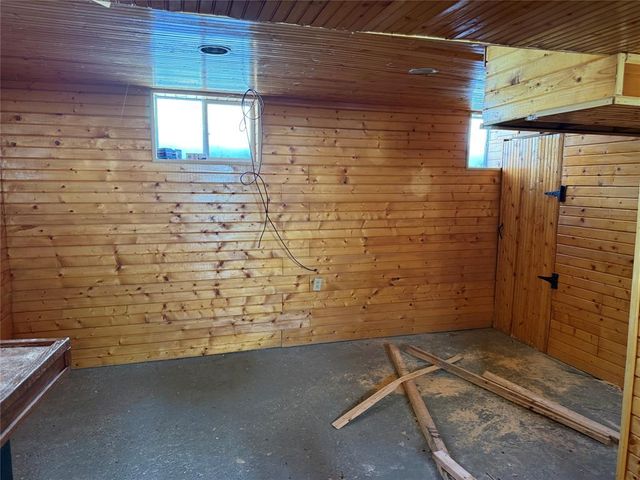 31 Church Street, Taylor, WI 54659