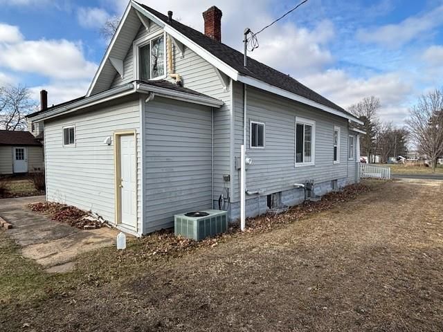 31 Church Street, Taylor, WI 54659