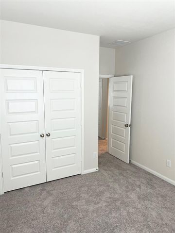 705 Seabreeze Drive, Kemah, TX 77565