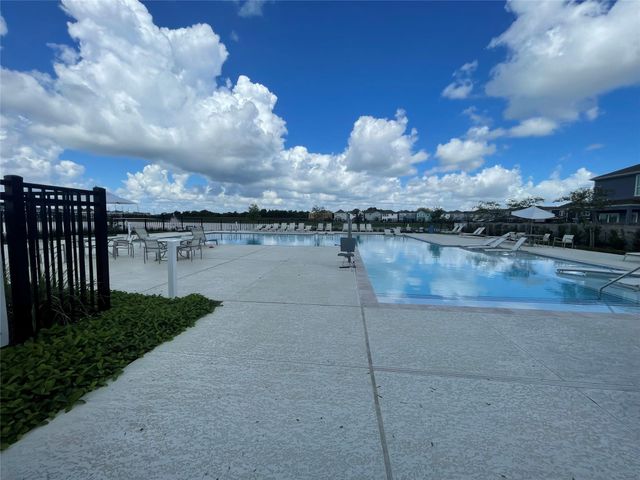 705 Seabreeze Drive, Kemah, TX 77565