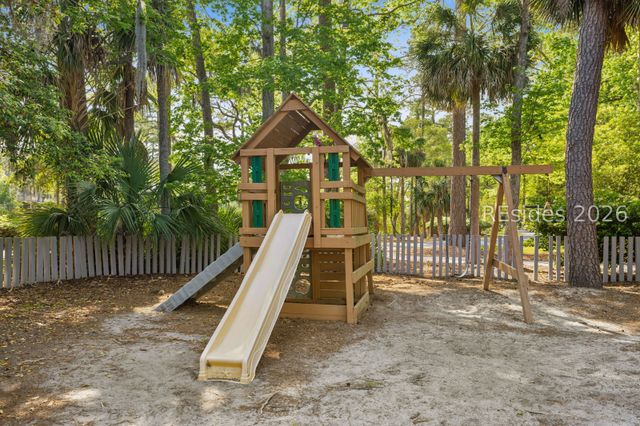 99 Forest Cove 99, Hilton Head Island, SC 29928