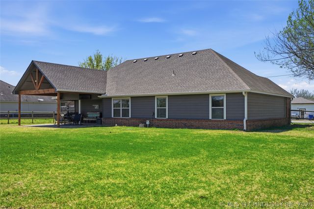 12015 N 195th East Avenue, Collinsville, OK 74021