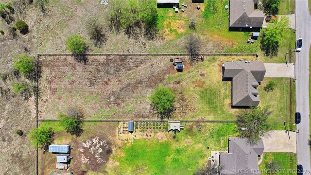 12015 N 195th East Avenue, Collinsville, OK 74021
