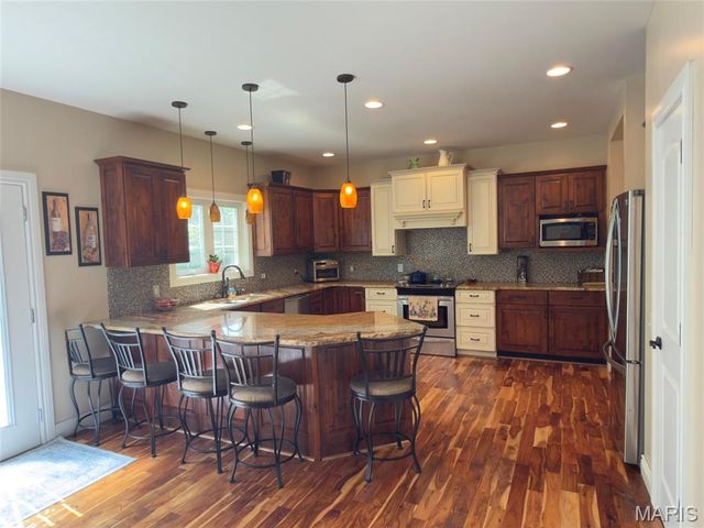 88 Heritage Road, Hannibal, MO 63401