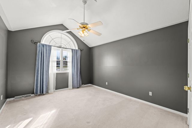 1606 INDEPENDENCE DR, Jefferson City, MO 65109