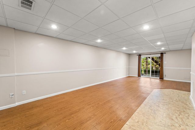 1606 INDEPENDENCE DR, Jefferson City, MO 65109