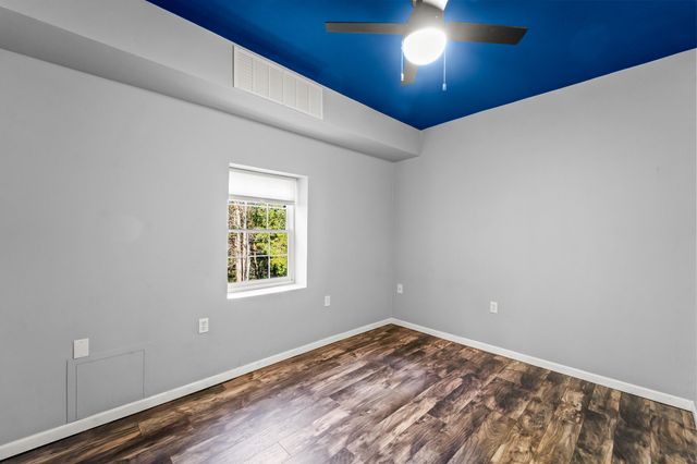 1606 INDEPENDENCE DR, Jefferson City, MO 65109