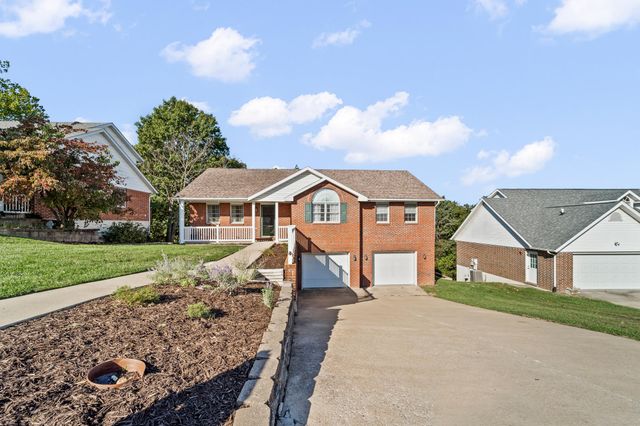 1606 INDEPENDENCE DR, Jefferson City, MO 65109