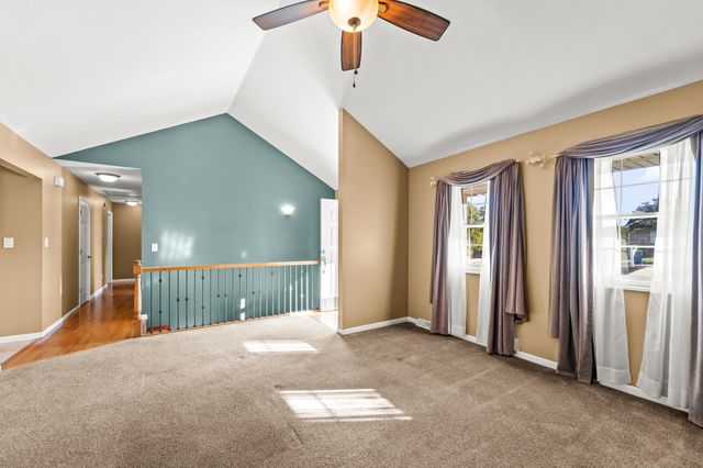 1606 INDEPENDENCE DR, Jefferson City, MO 65109