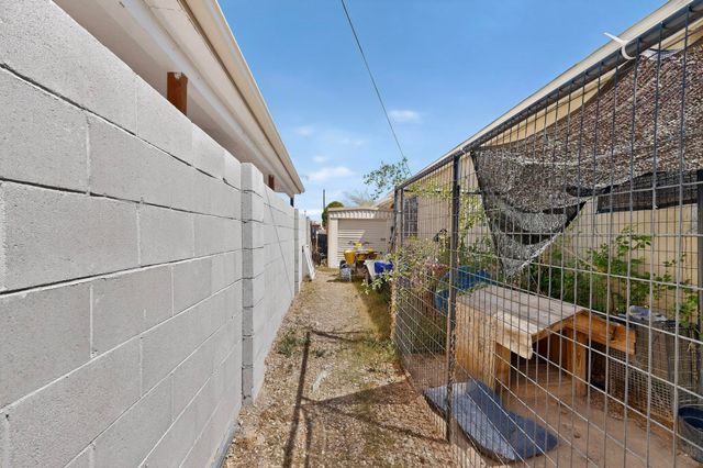 221 58th Street NW, Albuquerque, NM 87105