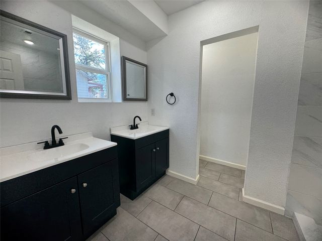 607 E Monterey Street, Denison, TX 75021