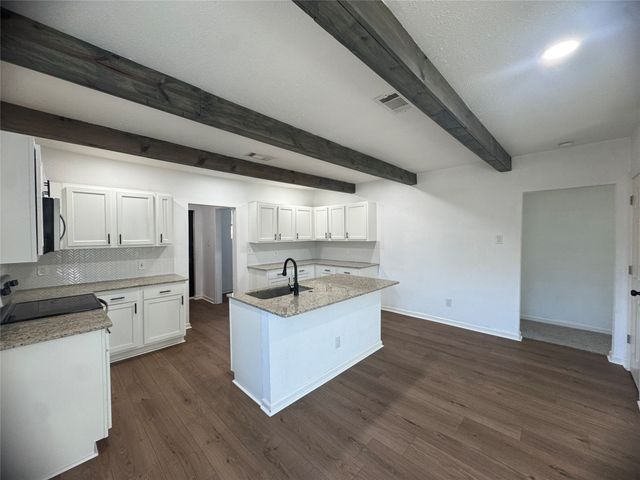 607 E Monterey Street, Denison, TX 75021