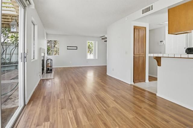 11917 Via Selma, El Cajon, CA 92019