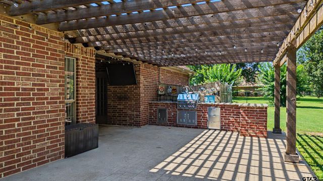 210 Whistler, Hallsville, TX 75650