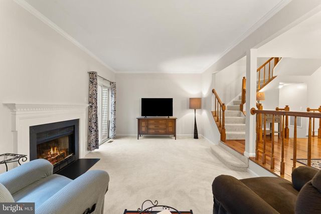 734 BALLS BLUFF RD NE, Leesburg, VA 20176