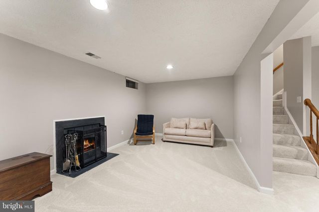 734 BALLS BLUFF RD NE, Leesburg, VA 20176