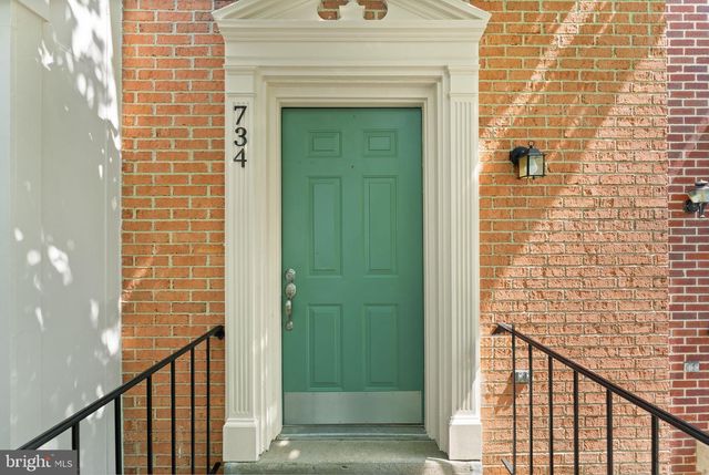 734 BALLS BLUFF RD NE, Leesburg, VA 20176