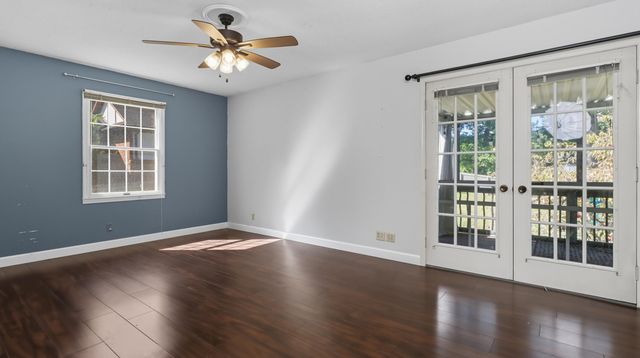 1157 Chateau Drive, West Plains, MO 65775