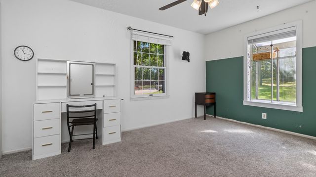 1157 Chateau Drive, West Plains, MO 65775