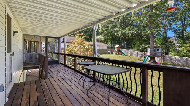 1157 Chateau Drive, West Plains, MO 65775